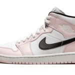 Tênis Jordan feminino rosa